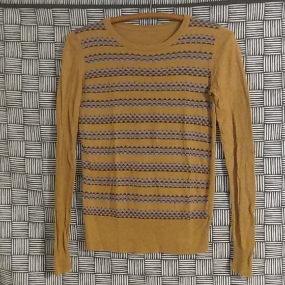 Sweater - Picture 2 of 4